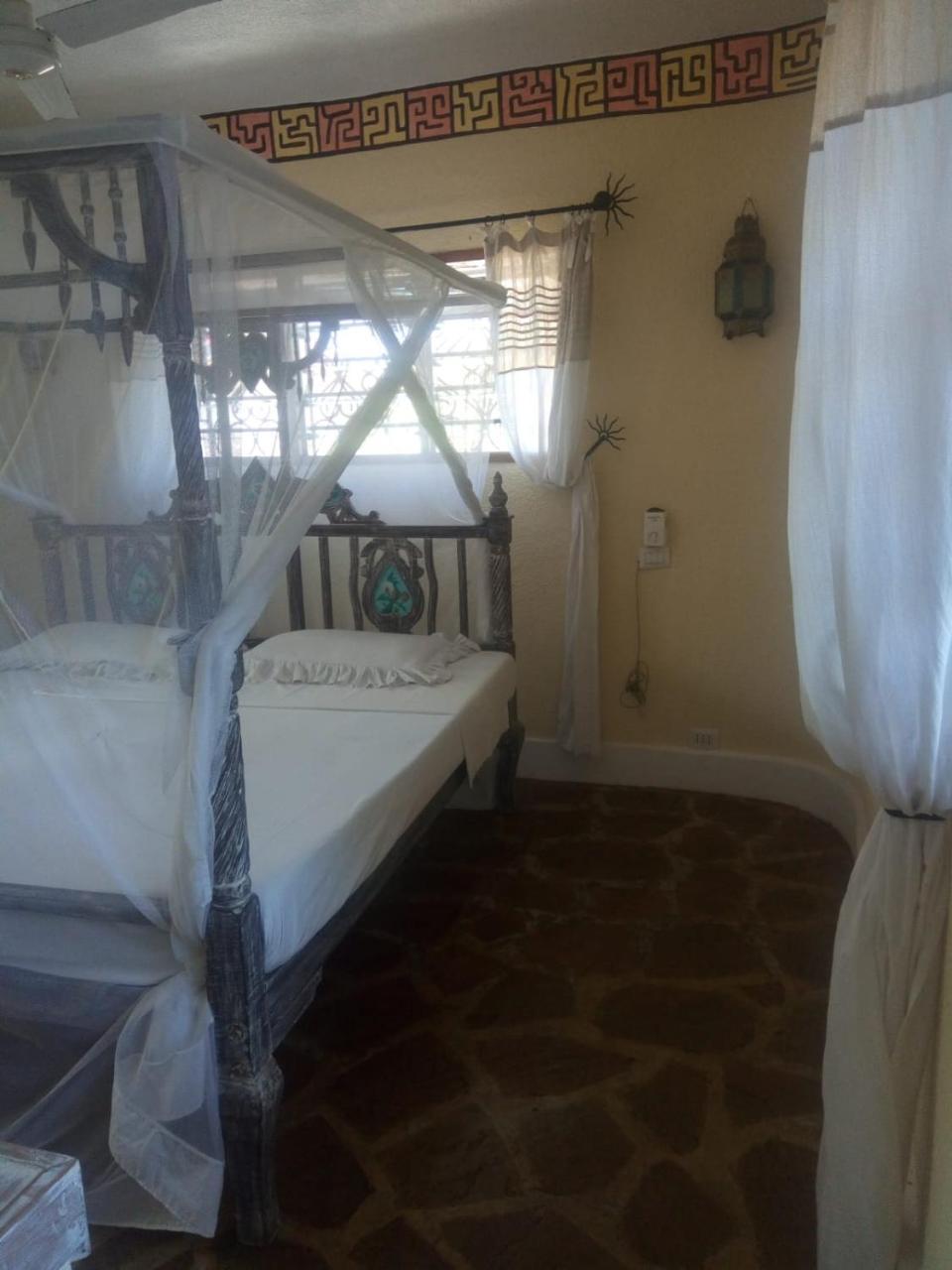 Pashmina House Bed and Breakfast Watamu Eksteriør billede