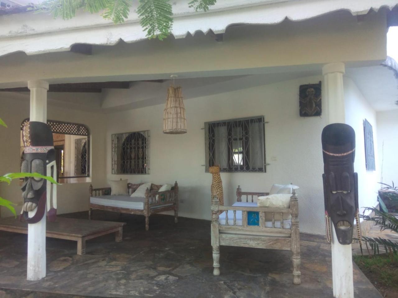 Pashmina House Bed and Breakfast Watamu Eksteriør billede