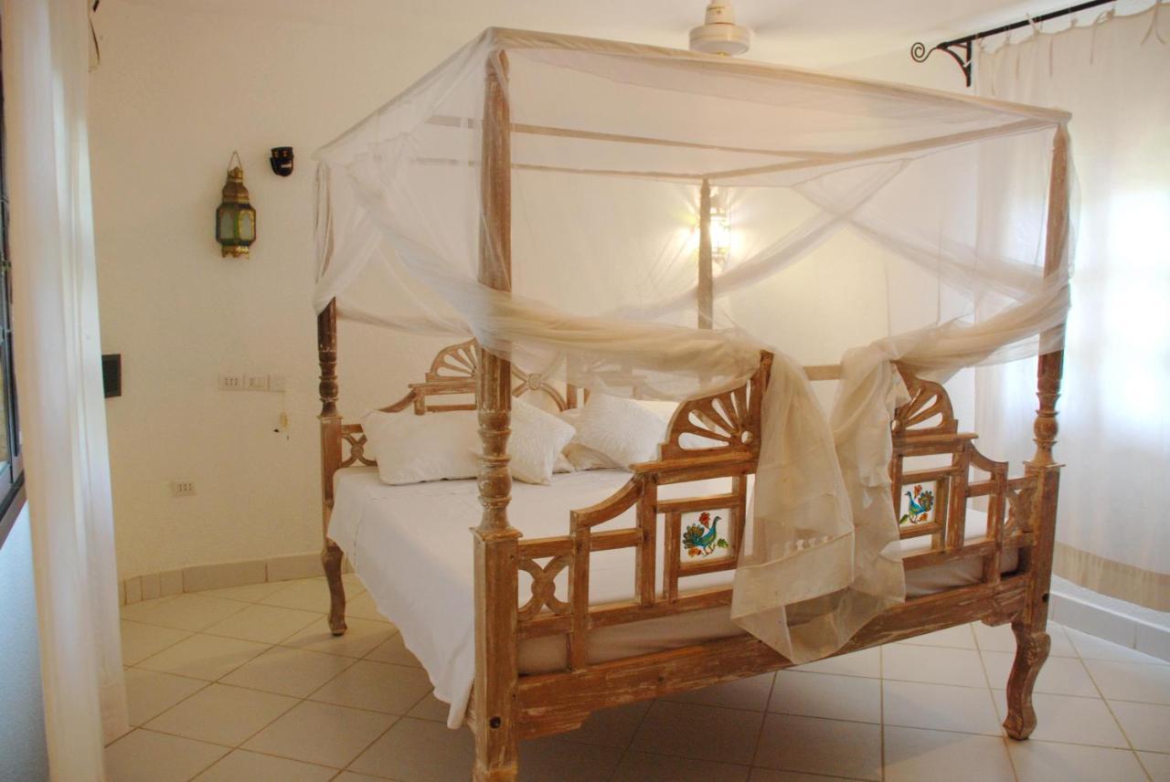 Pashmina House Bed and Breakfast Watamu Eksteriør billede