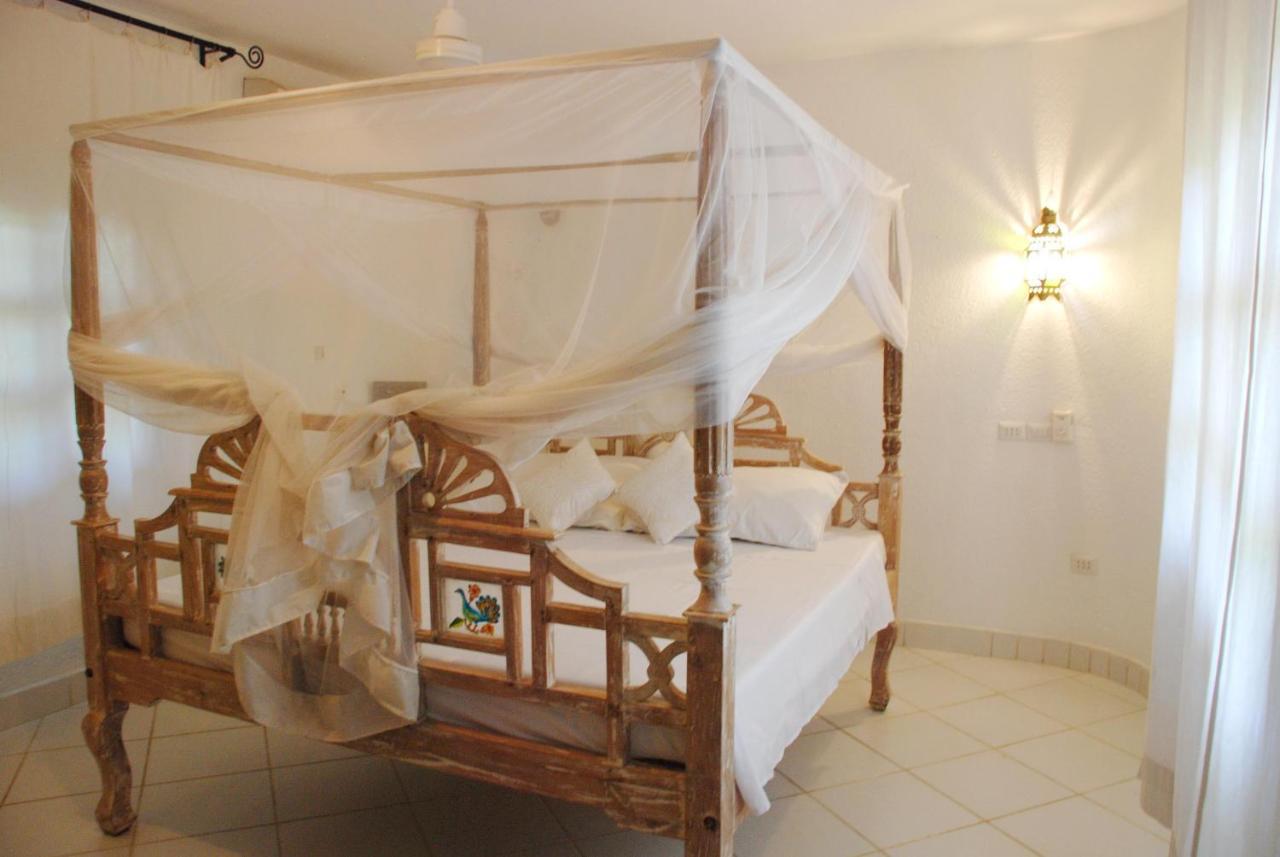 Pashmina House Bed and Breakfast Watamu Eksteriør billede