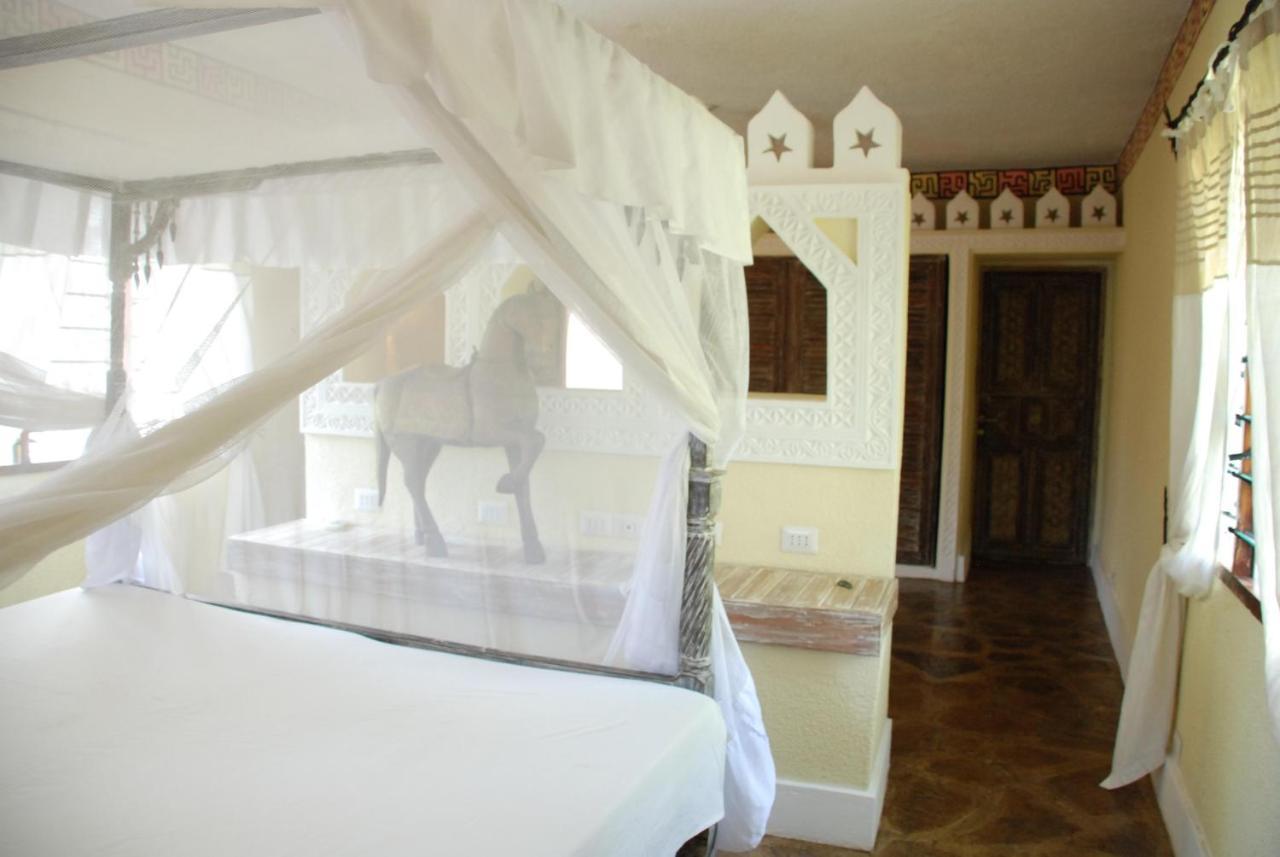 Pashmina House Bed and Breakfast Watamu Eksteriør billede