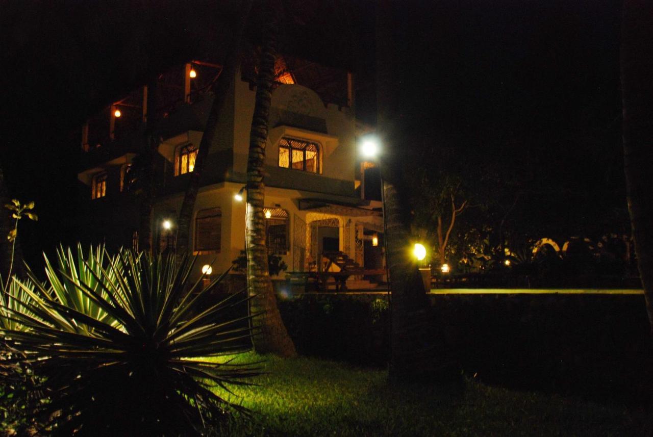 Pashmina House Bed and Breakfast Watamu Eksteriør billede