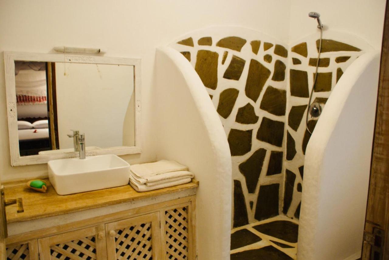 Pashmina House Bed and Breakfast Watamu Eksteriør billede